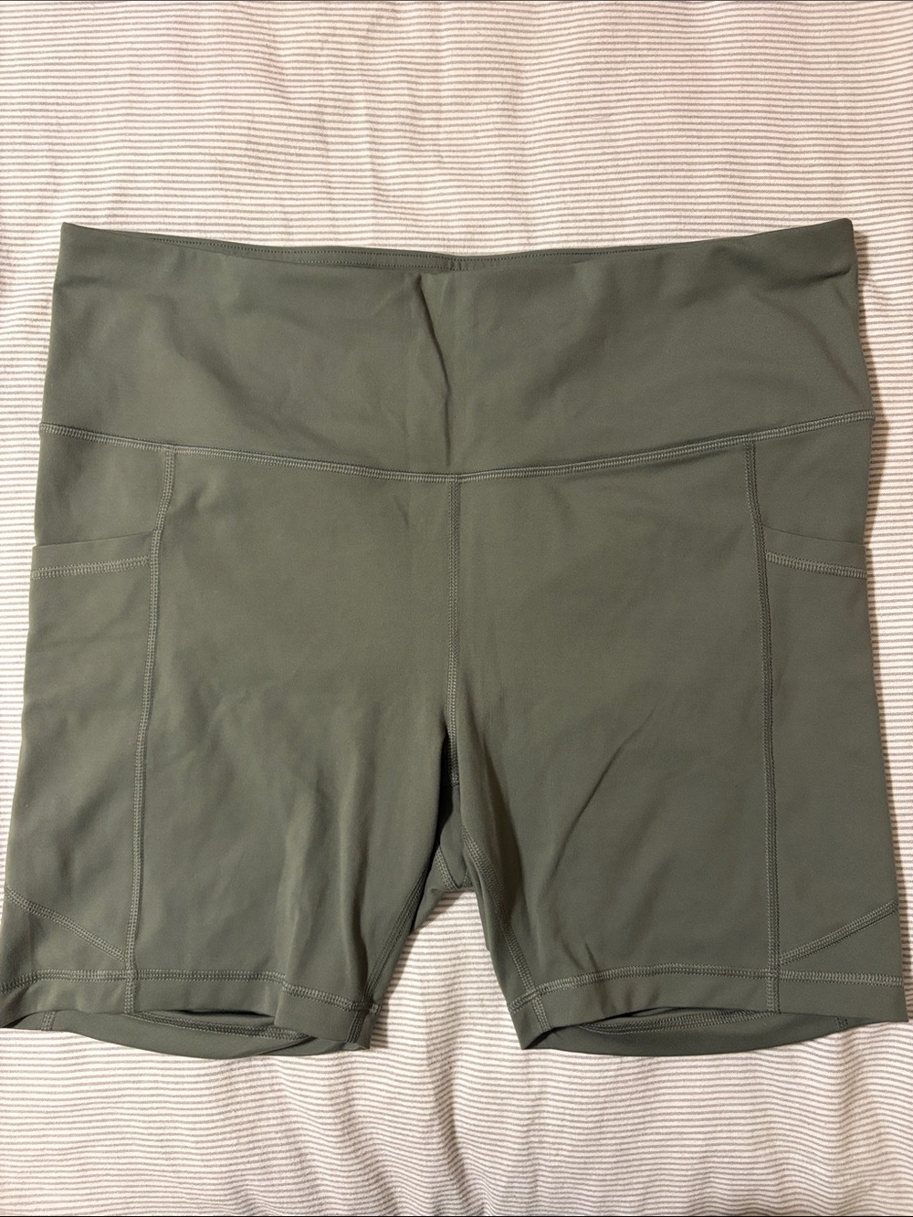 Velocity Green High Rise Pocket Bike Shorts Size 2X